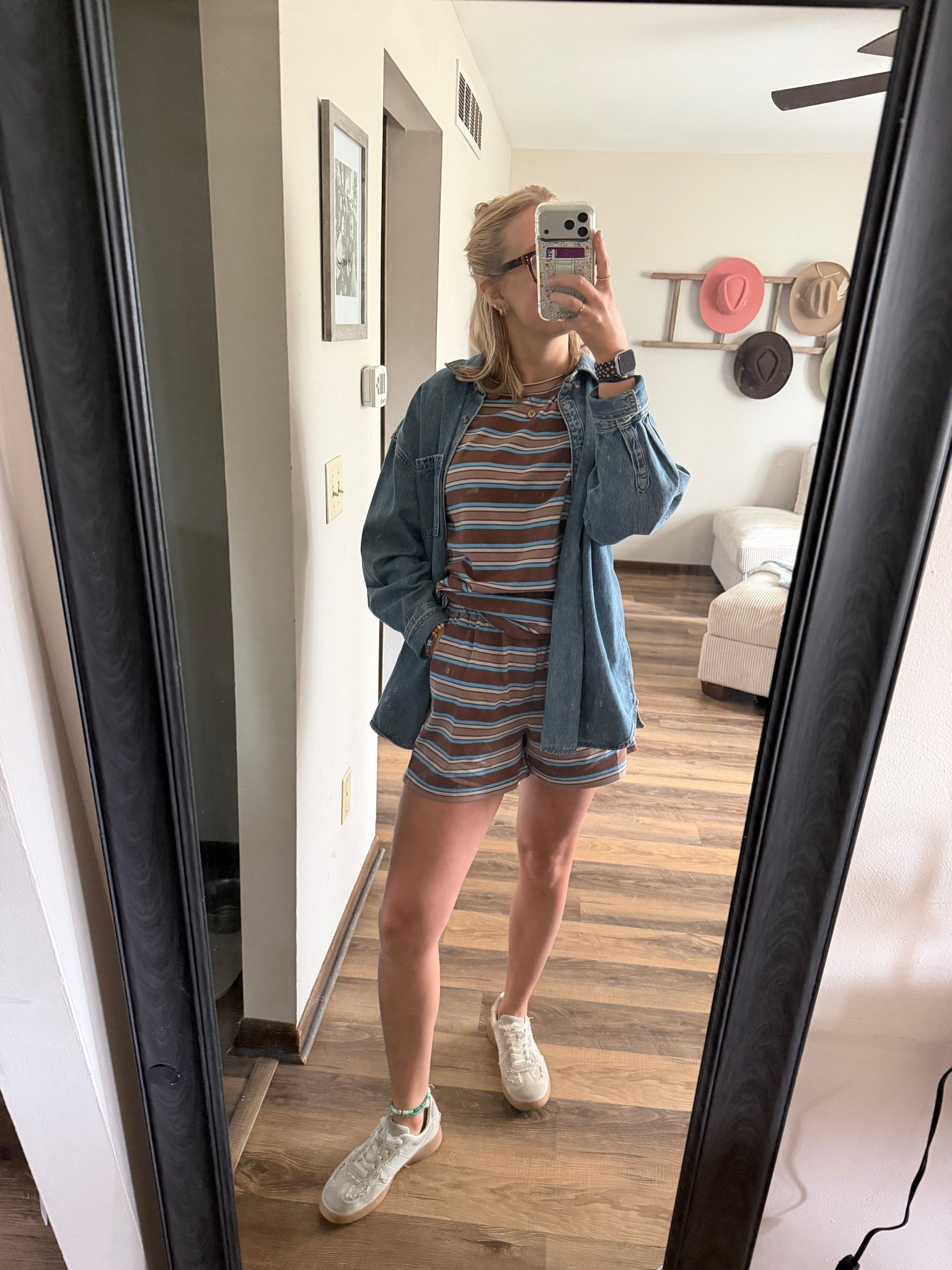 i’ve been LIVING in this Amazon striped set lately!! it’s SO GOOD 😌

size medium for me
8.5 in free people dupe sneakers from Amazon
large in Old Navy denim shirt (sized up two sizes for oversized look)

only $37.99 🤑💰💸

so comfy & can be wore separately of together as the set of course 🙌🏼

Amazon finds, Amazon fashion, Amazon deals, Amazon two piece sets, trending sets, striped sets, spring outfits, summer outfits, comfy outfits, brown and blue, hot deals, Old Navy finds, Old Navy denim, denim tops, oversized denim tops, trending denim

#LTKootd #LTKSaleAlert #LTKdayinmylife