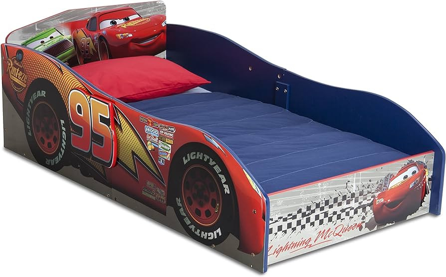 Delta Children Wood Toddler Bed - Greenguard Gold Certified, Disney/Pixar Cars | Amazon (US)