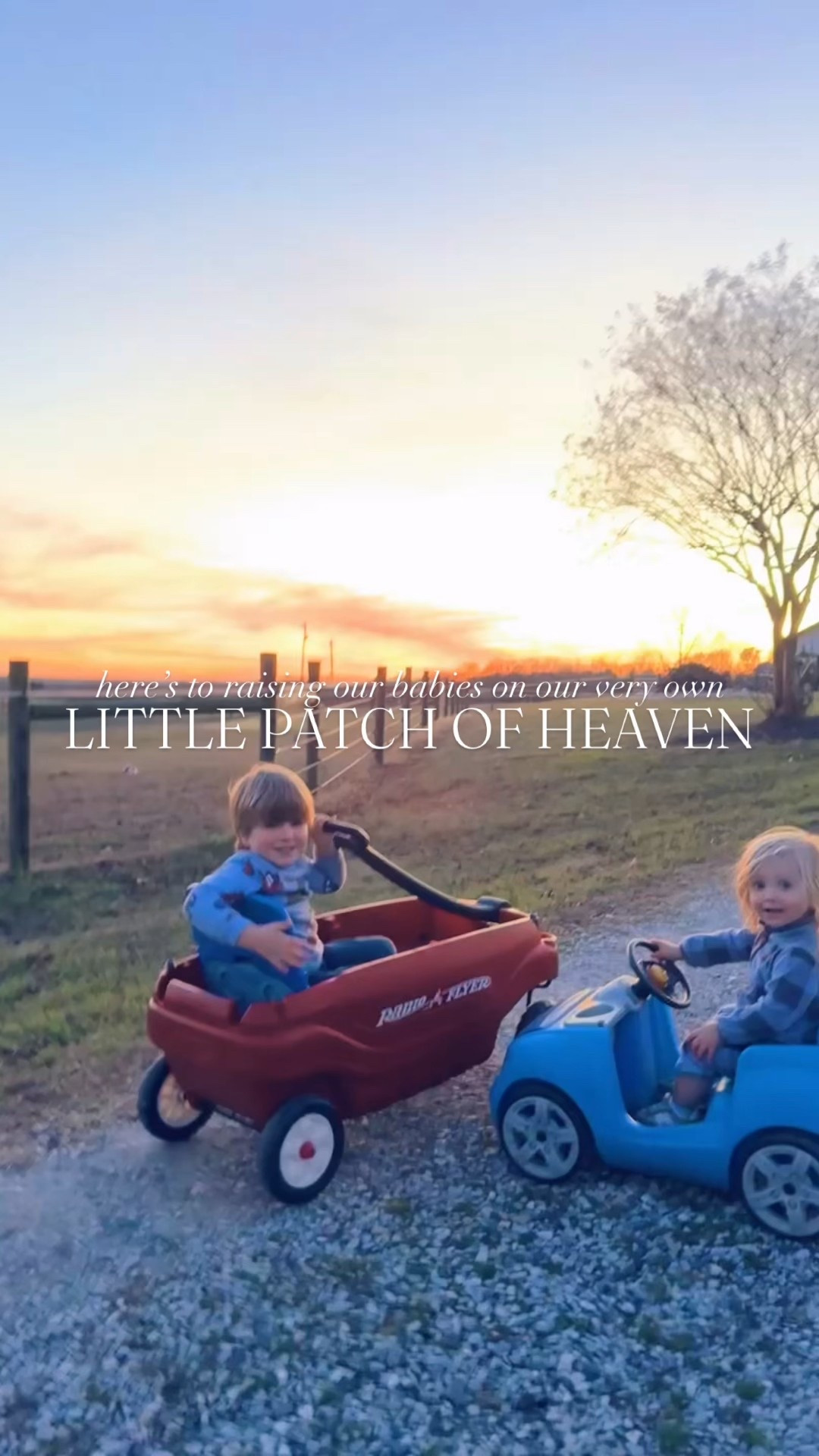 How we waited for “Dada” to get home 🏡 last night 🚙🌾🌅 with the chickens 🤭🐓😍 - stay tuned later today to see a reel 🎥 where I show our chickens finally coming H O M E to the farm 🤗🐔🪵🏠 in their new coop!!! 🪵🛠️🙌🏽 #sunsethour 

Just the cutest little country boys in their absolute element 👶🏼🤠🌾 - I mean truly….. I can’t think of a sweeter childhood for my babies y’all!! 🥹🥲🌅💭🚜 #countrydreams #countrykids #farmlife #inthecountry