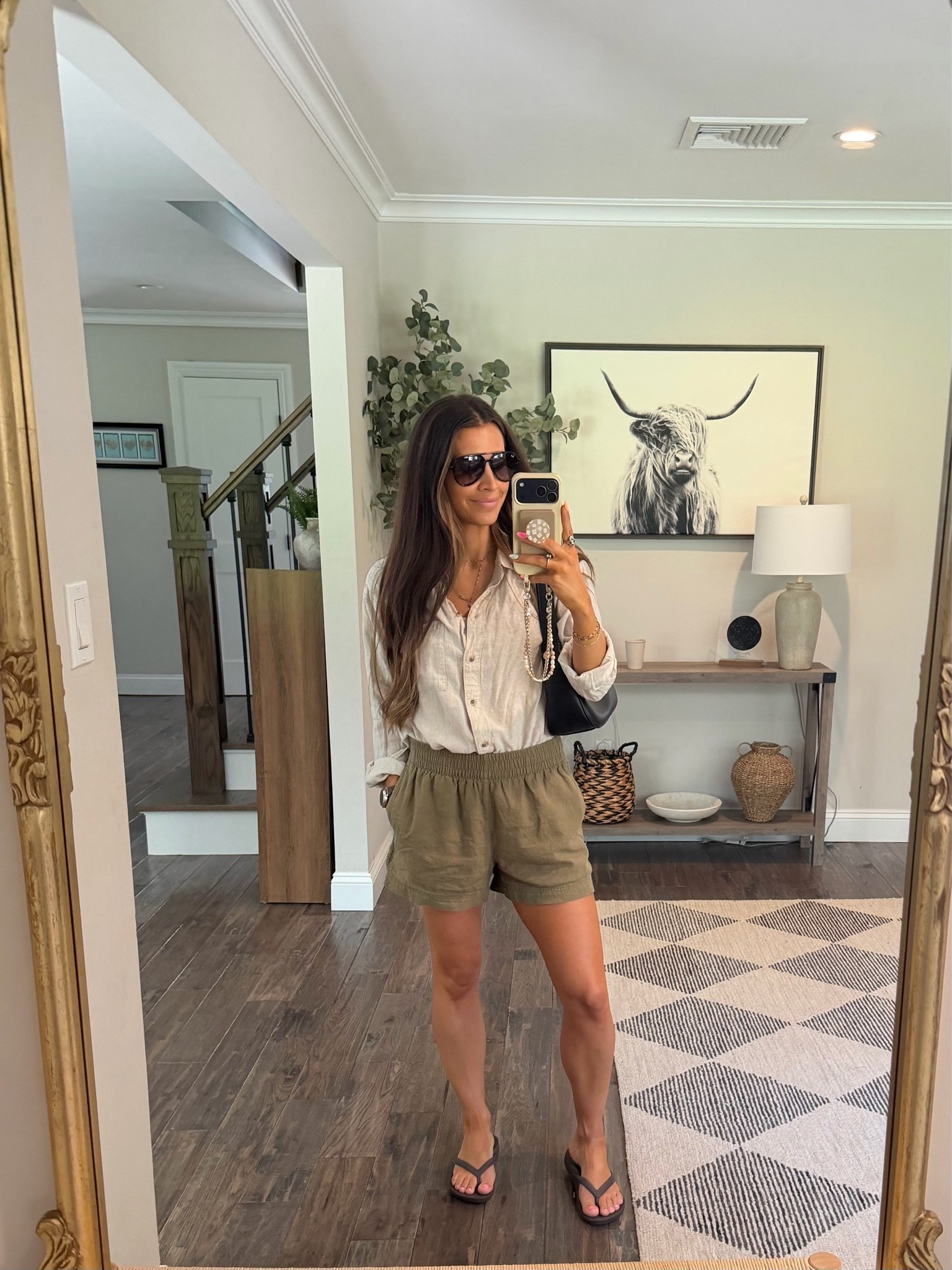 I love me so Summer linen 

Summer outfit
Linen shorts