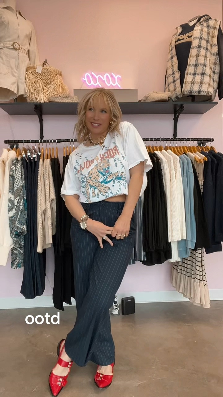 Work outfit 

Casual style, pin stripe pants, graphic tee outfit 

#LTKStyleTip #LTKWorkwear #LTKWatchNow