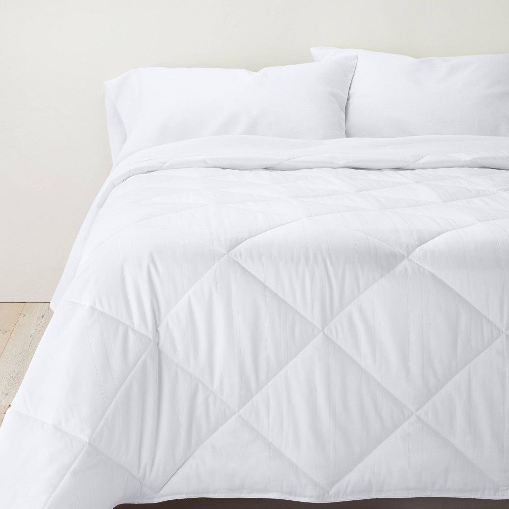 Full/Queen All Season Down Alternative Machine Washable Comforter - Casaluna | Target