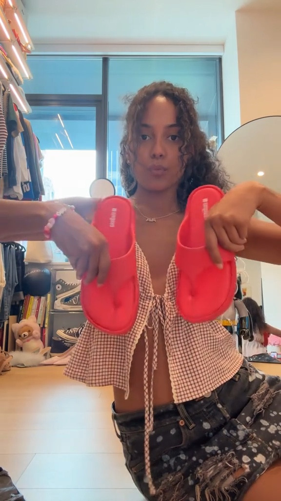 these shoes with a bikini thoooo 😍

#LTKU #LTKShoeCrush #LTKStyleTip