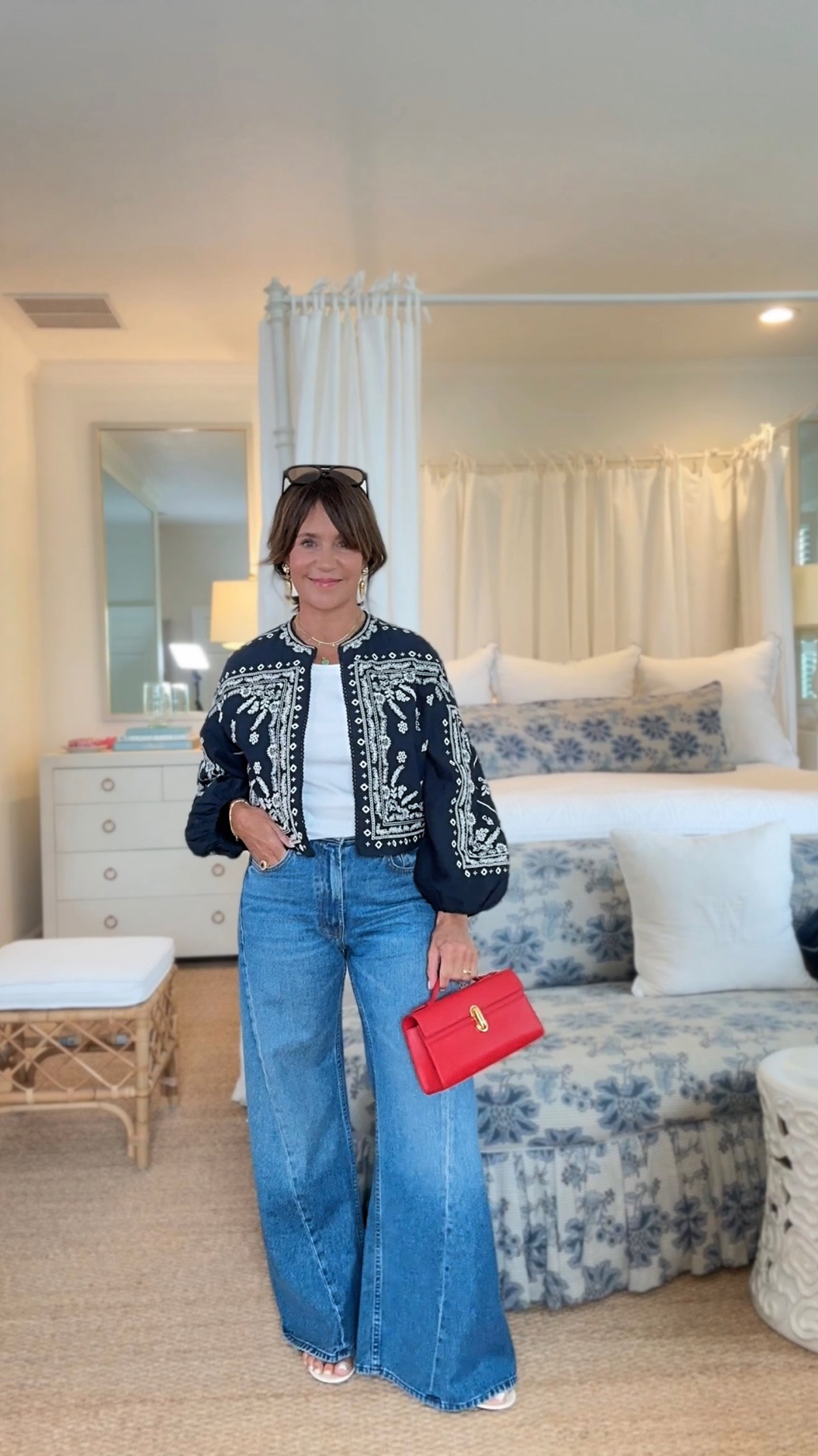 This paisley jacket is one of my favorite new finds! The fit is so flattering and pretty, and it’s the perfect lightweight piece to wear now through the fall. Fit runs true to size.

#LTKgrwm #LTKdayinmylife #LTKOver40
