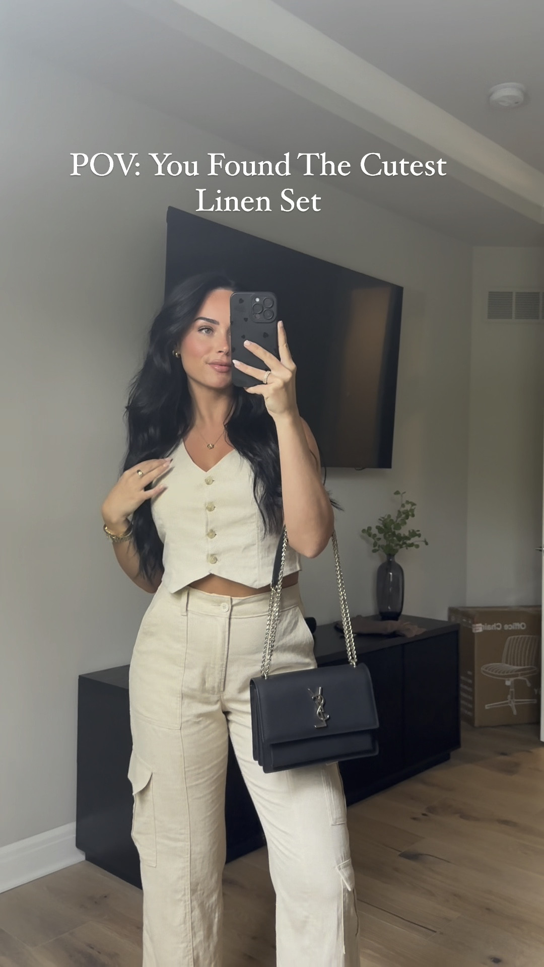 Wearing a size small in both

I’m 5’7, 145lbs, 32DD

#LTKShoeCrush #LTKItBag