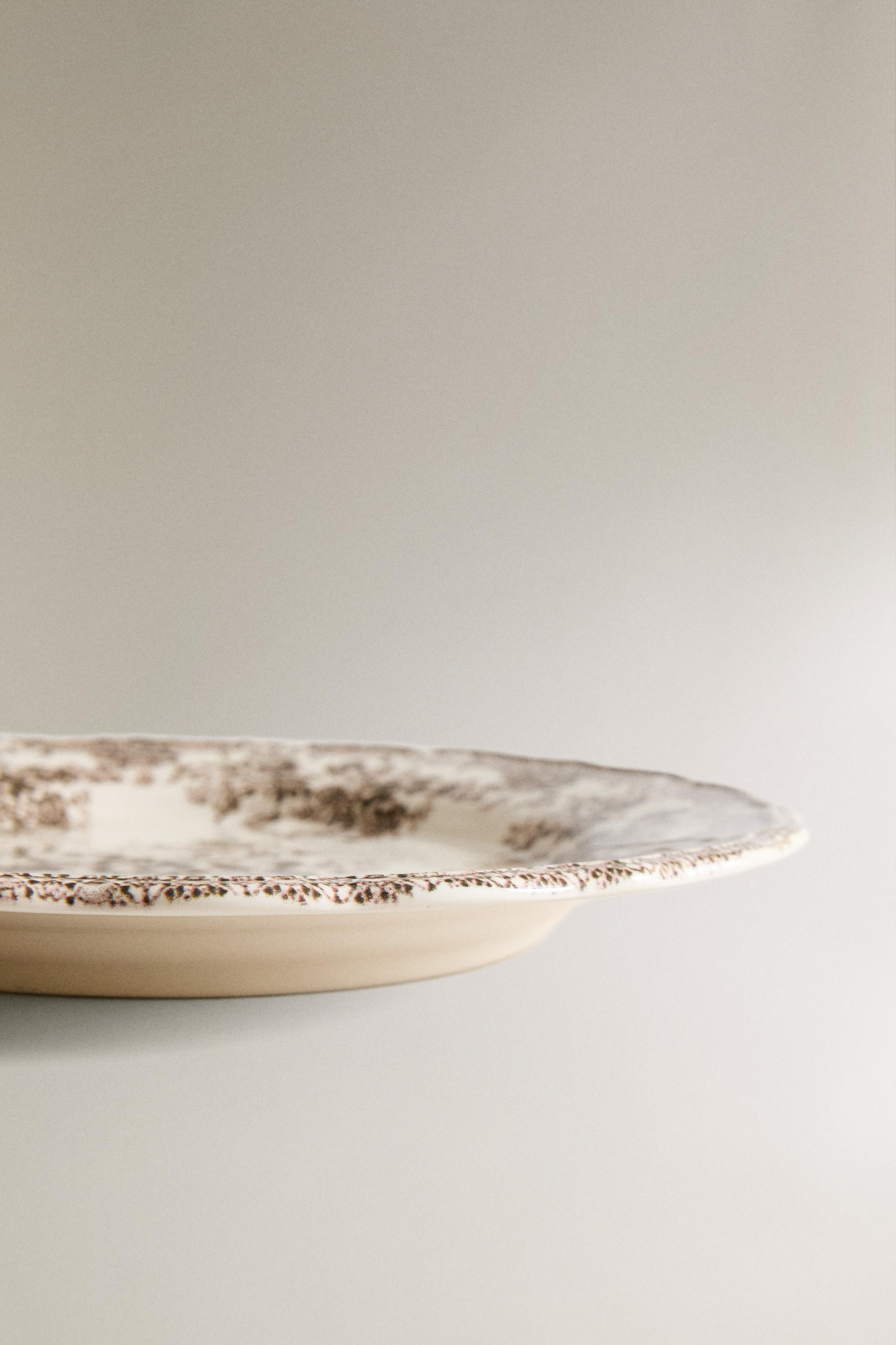 FLORAL EARTHENWARE DINNER PLATE | Zara UK