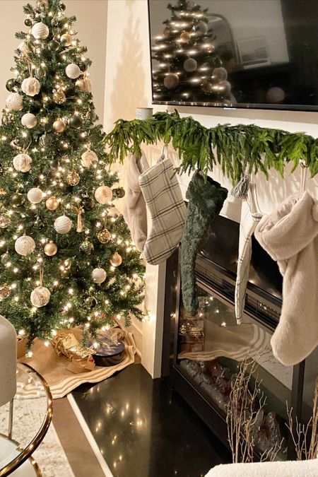 HOLIDAY HOME 🎄✨ Loving this year’s Christmas decor 

#LTKSeasonal #LTKHoliday #LTKhome