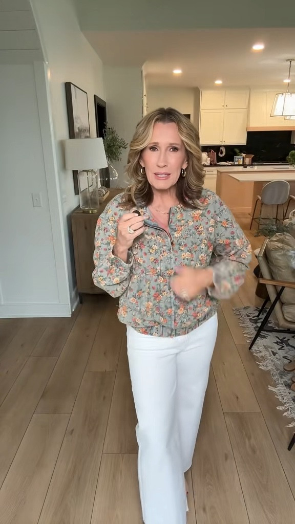 The cutest vintage floral denim jacket! 🌸 perfect for spring!  I am in a small 

#LTKootd #LTKSeasonal #LTKOver40