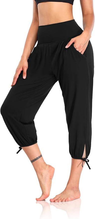DIBAOLONG Womens Yoga Pants Capri Loose Workout Sweatpants Comfy Lounge Joggers with Pockets | Amazon (US)