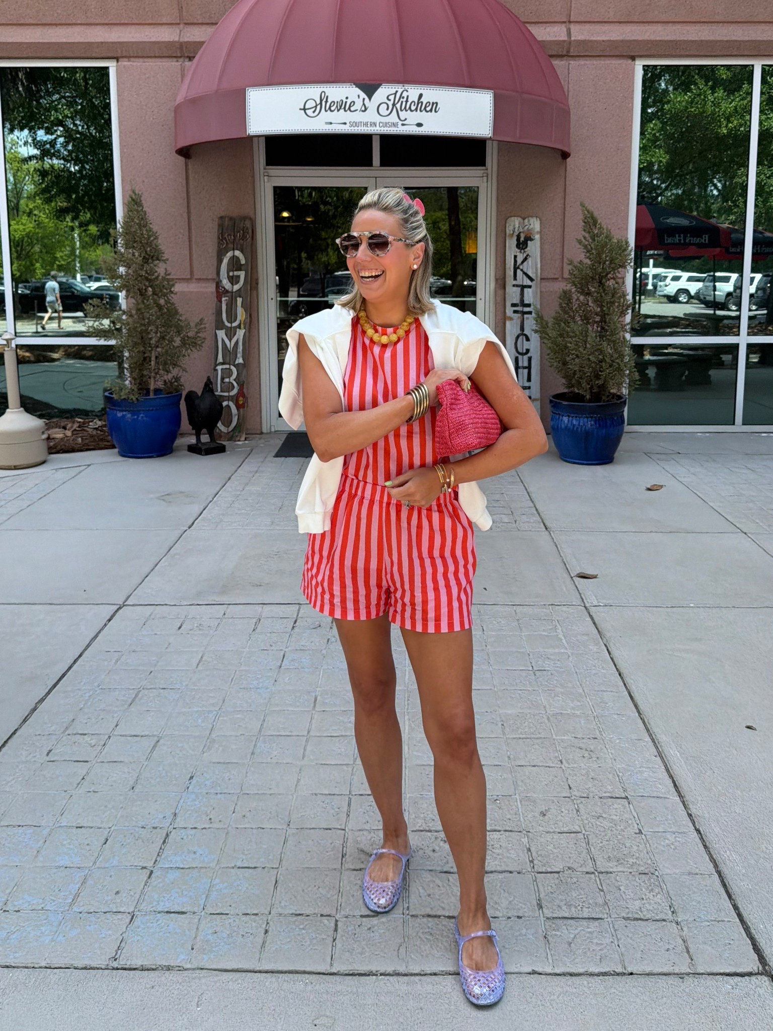 Wednesday ootd
New Avara! Wearing size small in both pieces and shoes run TTS. My code for Avara is Bobbi15 🩷

#LTKPetite #LTKootd #LTKmomlife