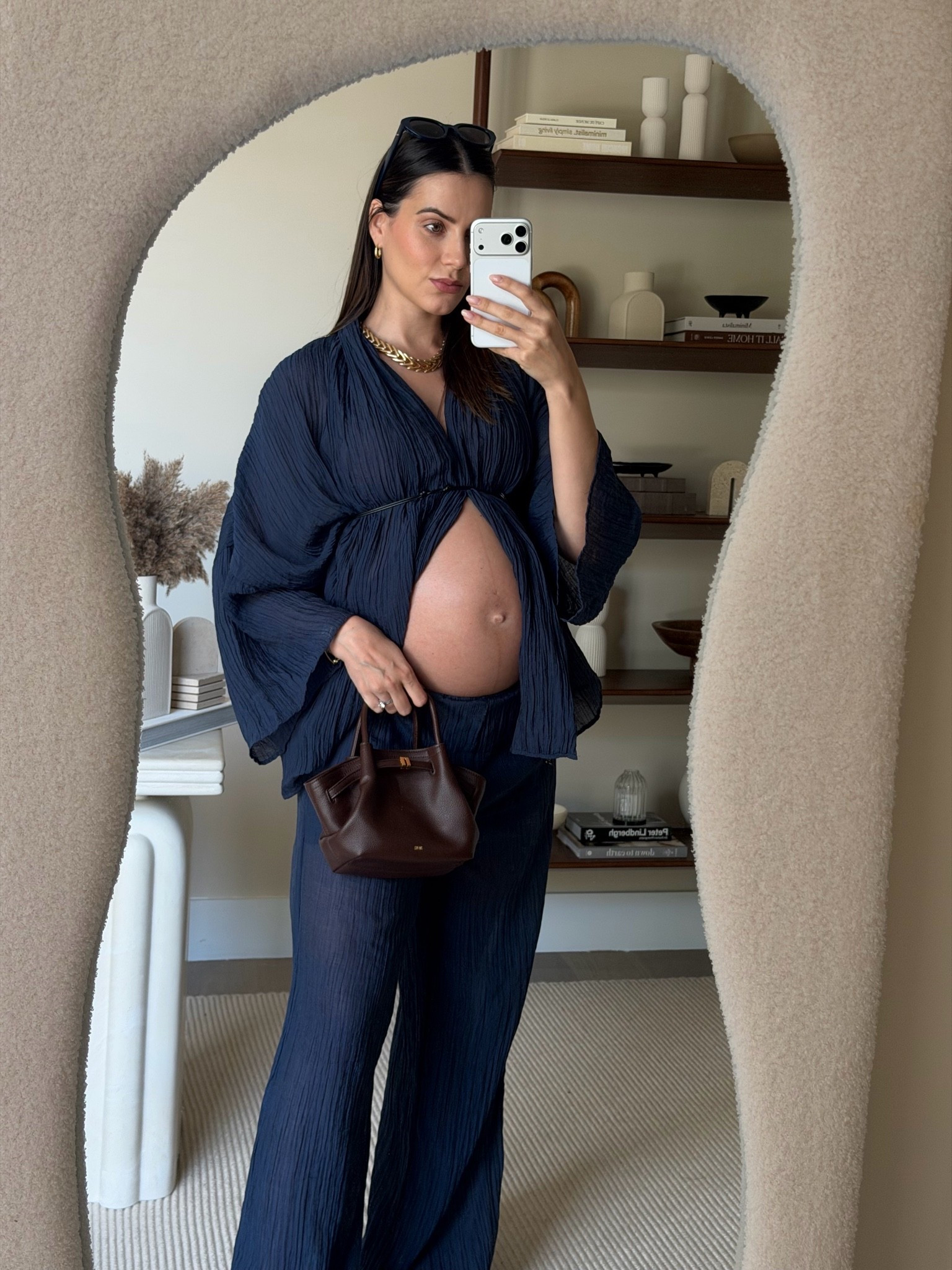 🚨 Sale alert 🚨 another bump-friendly @Zara outfit that isn’t maternity 🤍✨

I know it can be hard to find clothes that work with a growing bump while still feeling like your style, so here is another Zara outfits I've been loving lately.

Also, Zara's sale starts tonight at 9 PM EST and items are already selling fast, so if you've had your eye on anything, now is the time to get your cart ready to go!!

Perfect if you're looking for summer pregnancy outfit ideas, pregnancy wardrobe essentials, pregnancy fashion inspiration, or maternity style inspiration for summer 2026.

Follow for more pregnancy styling outfits and bump-friendly finds that still feel like you ✨

#LTKSaleAlert #LTKBump #LTKmomlife