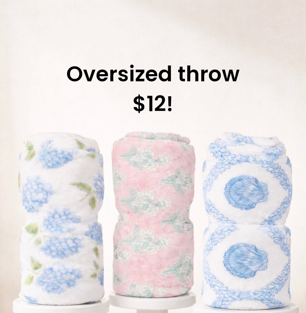 Plush, throw, fleece, soft, blanket, throw, spring,￼ Kirklands, sale, clearance

#LTKSeasonal #LTKSaleAlert #LTKSpringSale