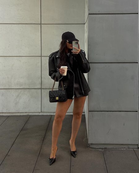 Leather jacket outfit, winter coat, winter outfit, casual chic outfit, all black outfit 

#LTKshoecrush #LTKSeasonal #LTKstyletip