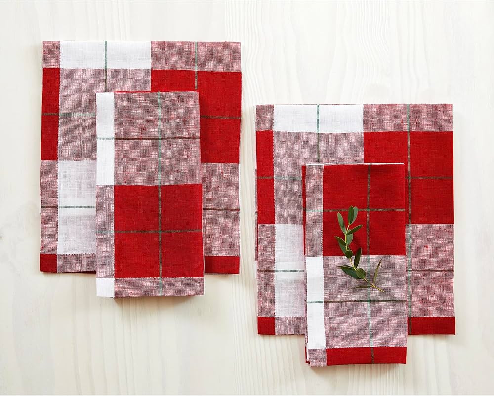 Solino Home Christmas Napkins Set of 4 – 100% Pure Linen Very Merry Plaid Napkins 18 x 18 Inch ... | Amazon (US)
