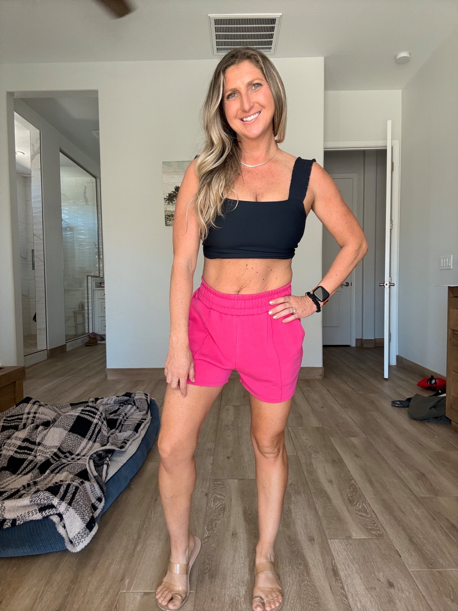 Perfect cute and casual fit for park hangs in hot weather 

Shorts are sold out. But will be coming back in a new color



#LTKootd