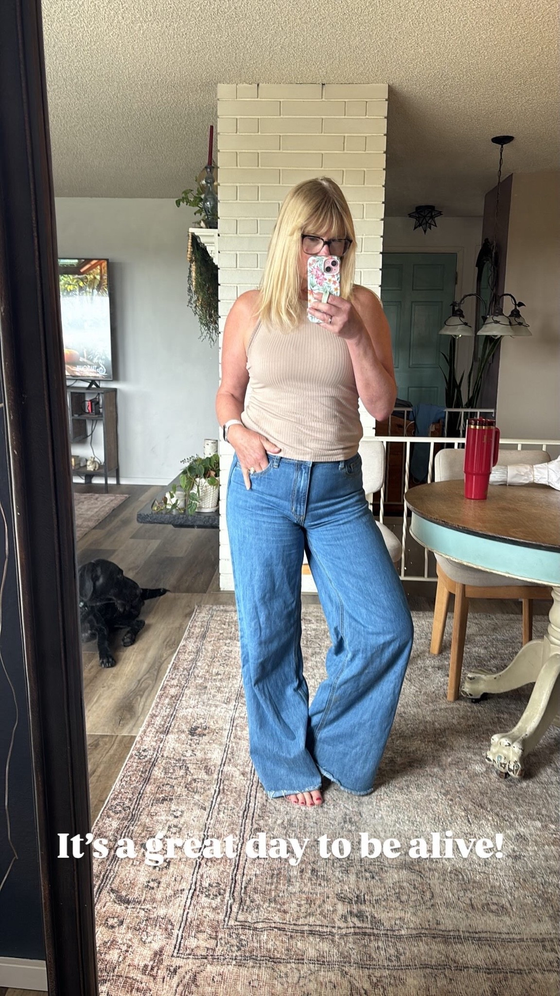Favorite jeans and tanks

#LTKgrwm #LTKootd #LTKOver40