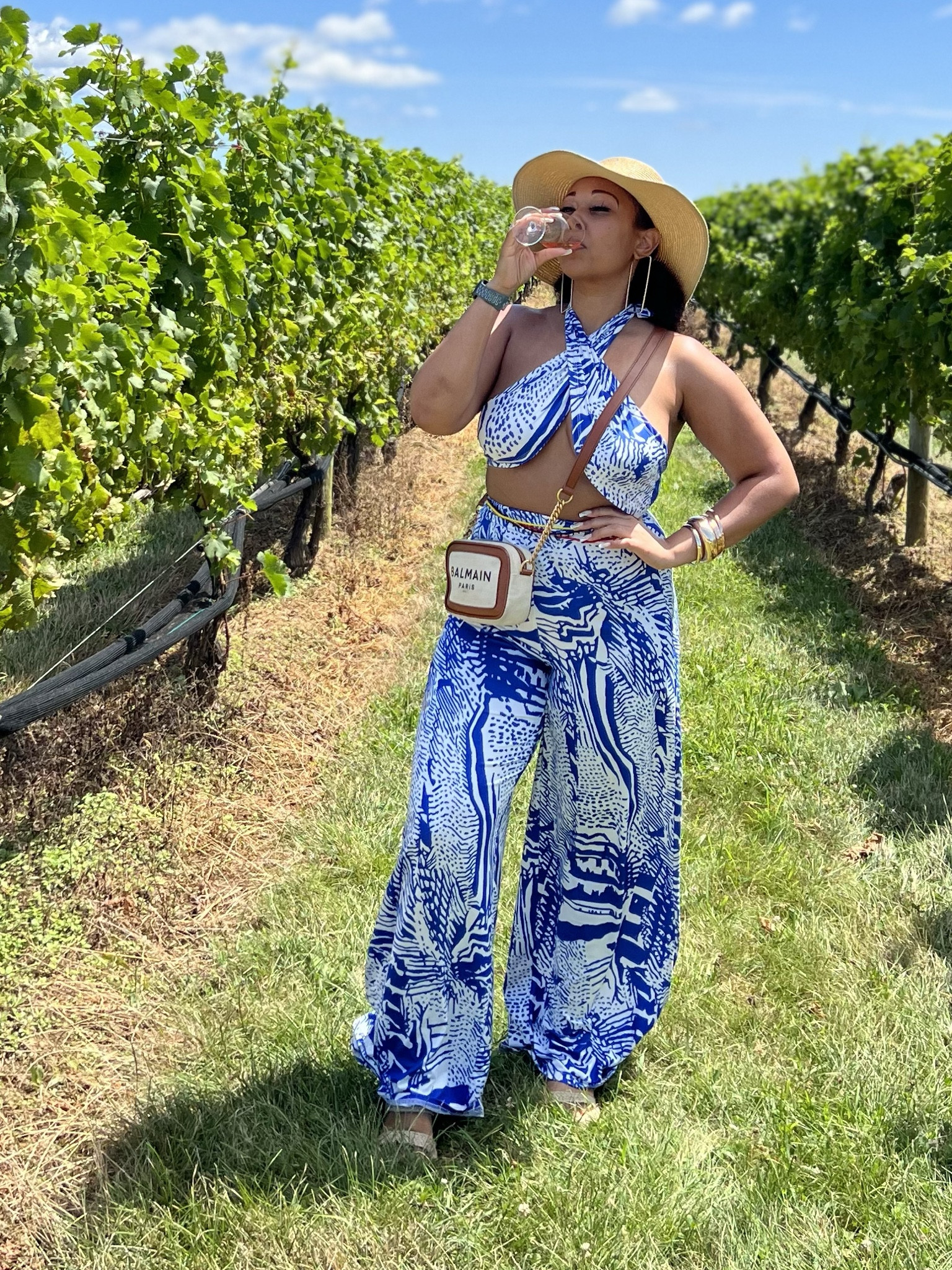 Who doesn’t love a cute 2 piece set for the spring! This outfit is so comfortable, you can probably size down for a tighter fit, but I like the flowy look.  Definitely giving winery day. 5’5 | 168lbs | Size 6 (medium) | 34DD 


#LTKSpringSale #LTKstyletip #LTKfindsunder50