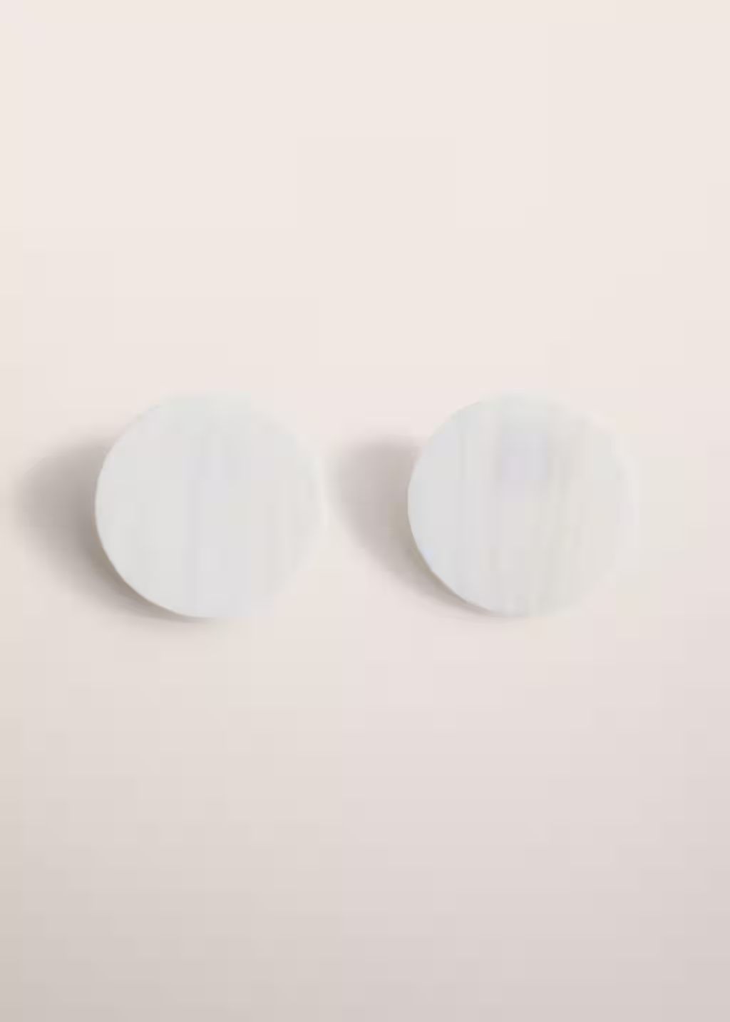 Maxi circular shell earrings -  Women | Mango United Kingdom | MANGO (UK)