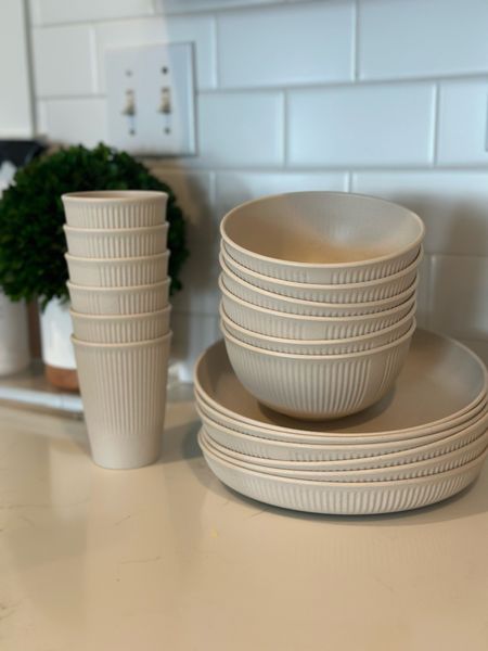 Say goodbye to broken dishes with this 18-piece Wheat Straw Dinnerware Set! Unbreakable and reusable, it's perfect when you have kids. Eco-friendly and durable, these pieces are great for everyday use. Upgrade your family dining experience! #DinnerwareSet #Unbreakable #Reusable #KidFriendly #EcoFriendly #KitchenEssentials #FamilyDining

#LTKFamily #LTKHome