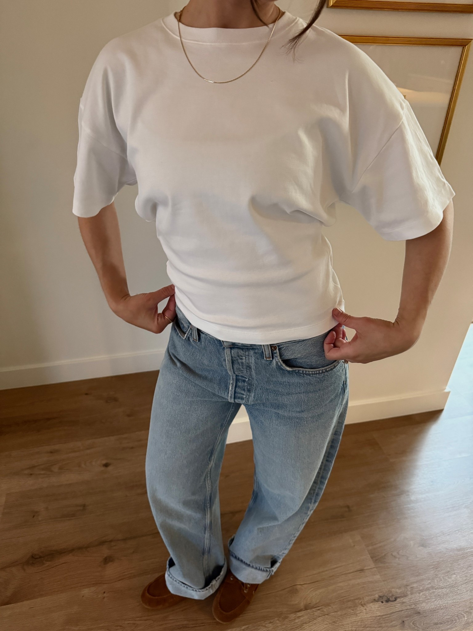 Coolest white tee ever from Aritzia! Wearing a XS it runs a little big 🤍👖

#LTKootd #LTKSeasonal