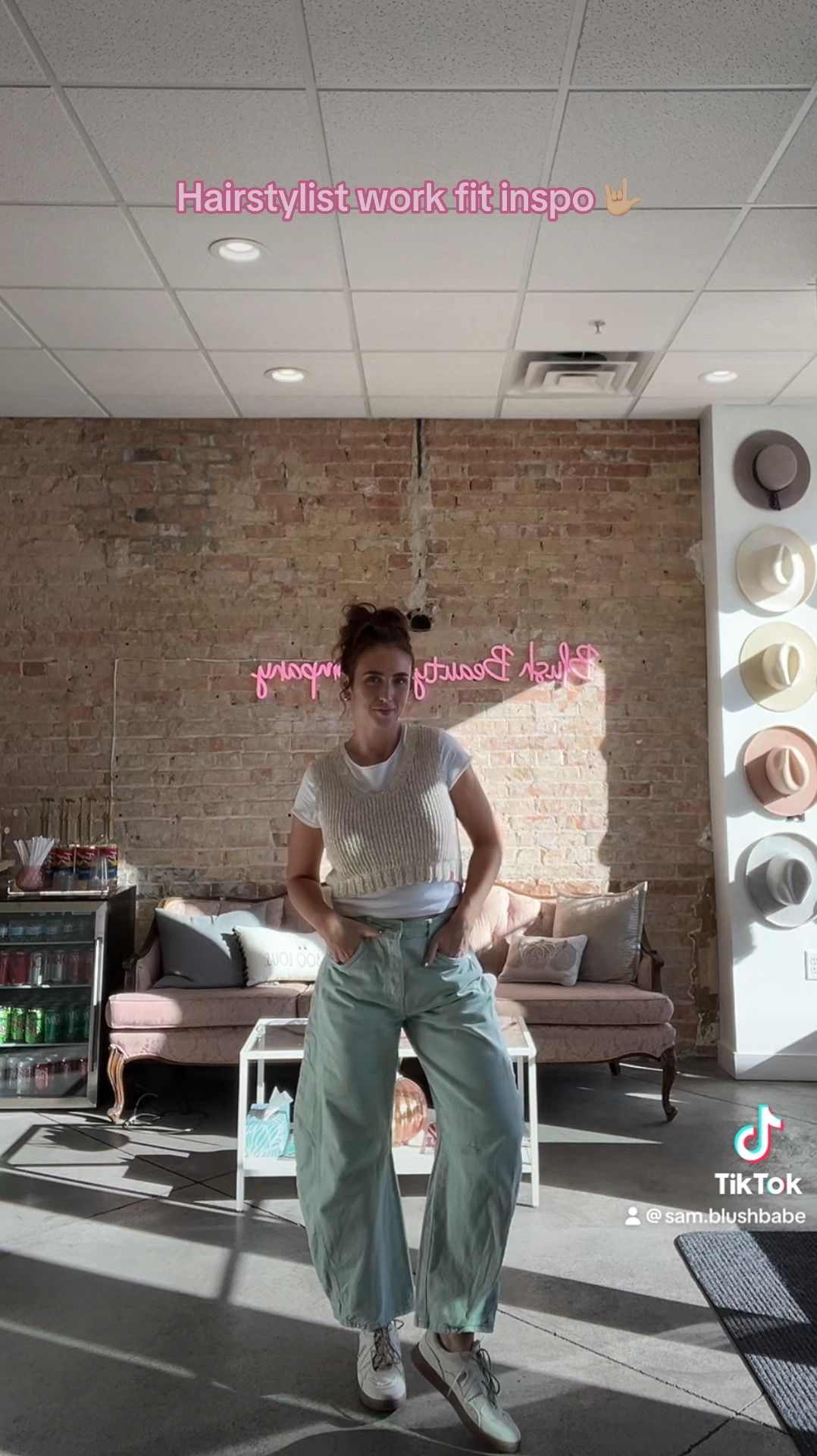 Barrel jeans ARE CUTE. Can’t convince me otherwise 😉

#LTKStyleTip #LTKVideo