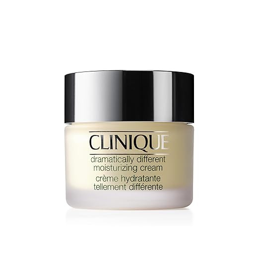 Clinique 3-Step Dramatically Different Moisturizing Hydrating Face Cream | Face Moisturizer For D... | Amazon (US)