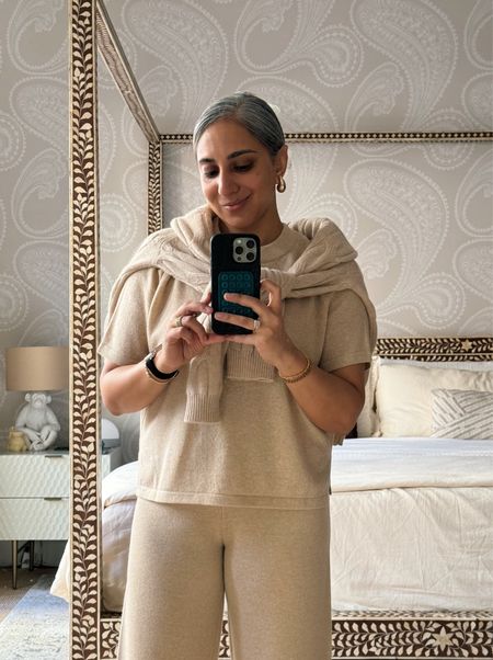A monochromatic camel look that’s insanely comfortable. Great for travel days or lounging in the house with style

#LTKHoliday #LTKSeasonal #LTKmidsize