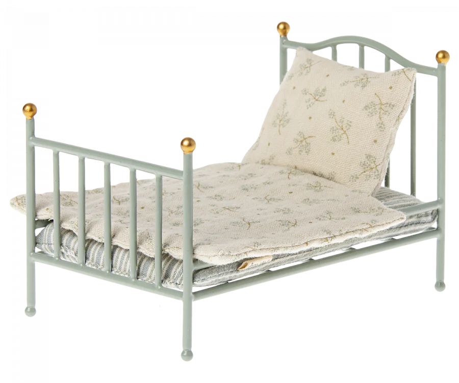 Vintage Bed, Mouse - Mint | MailegUSA