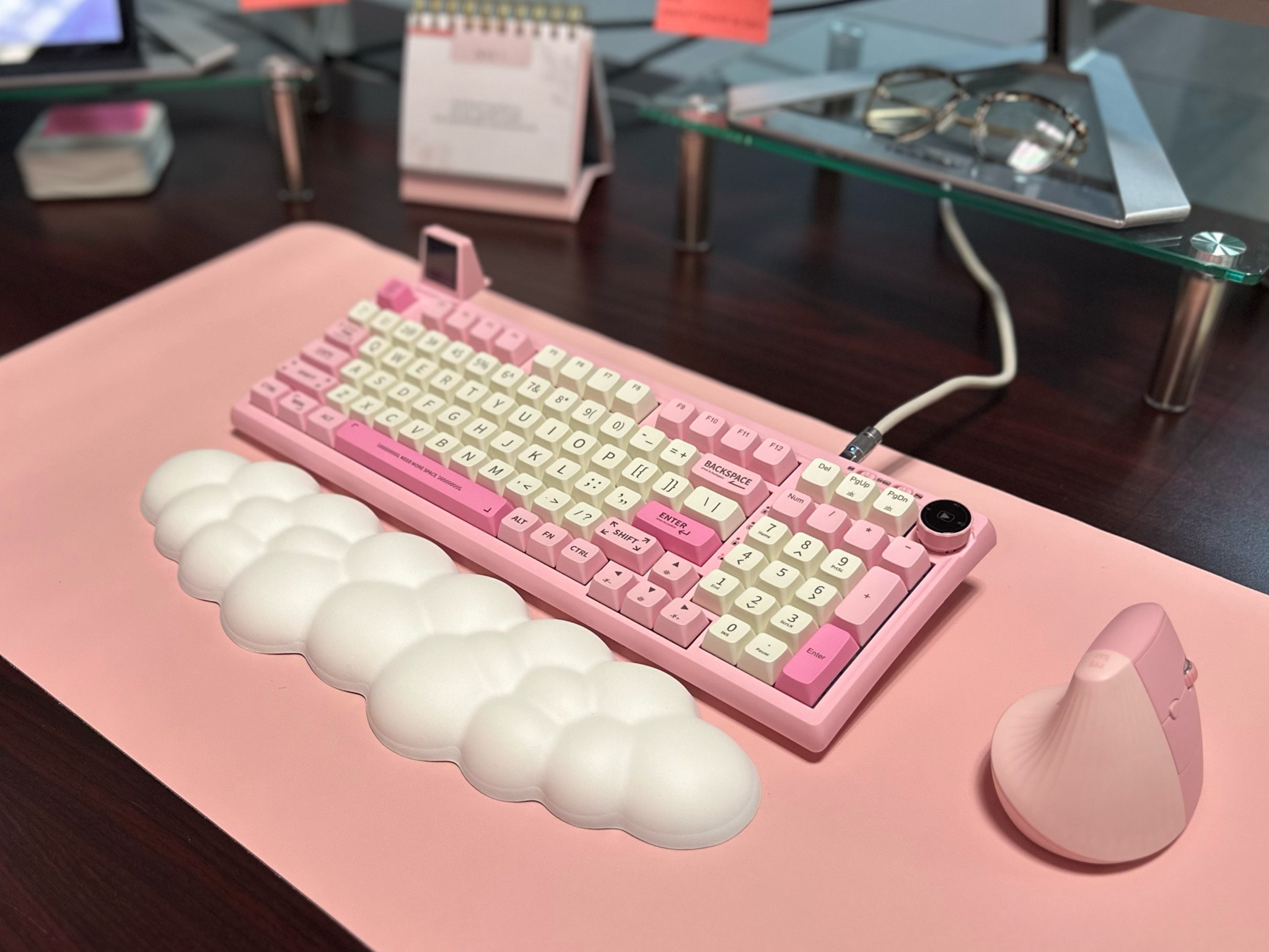 My new Pink Keyboard 🩷🎀🌸💕

#LTKhome #LTKVideo #LTKU