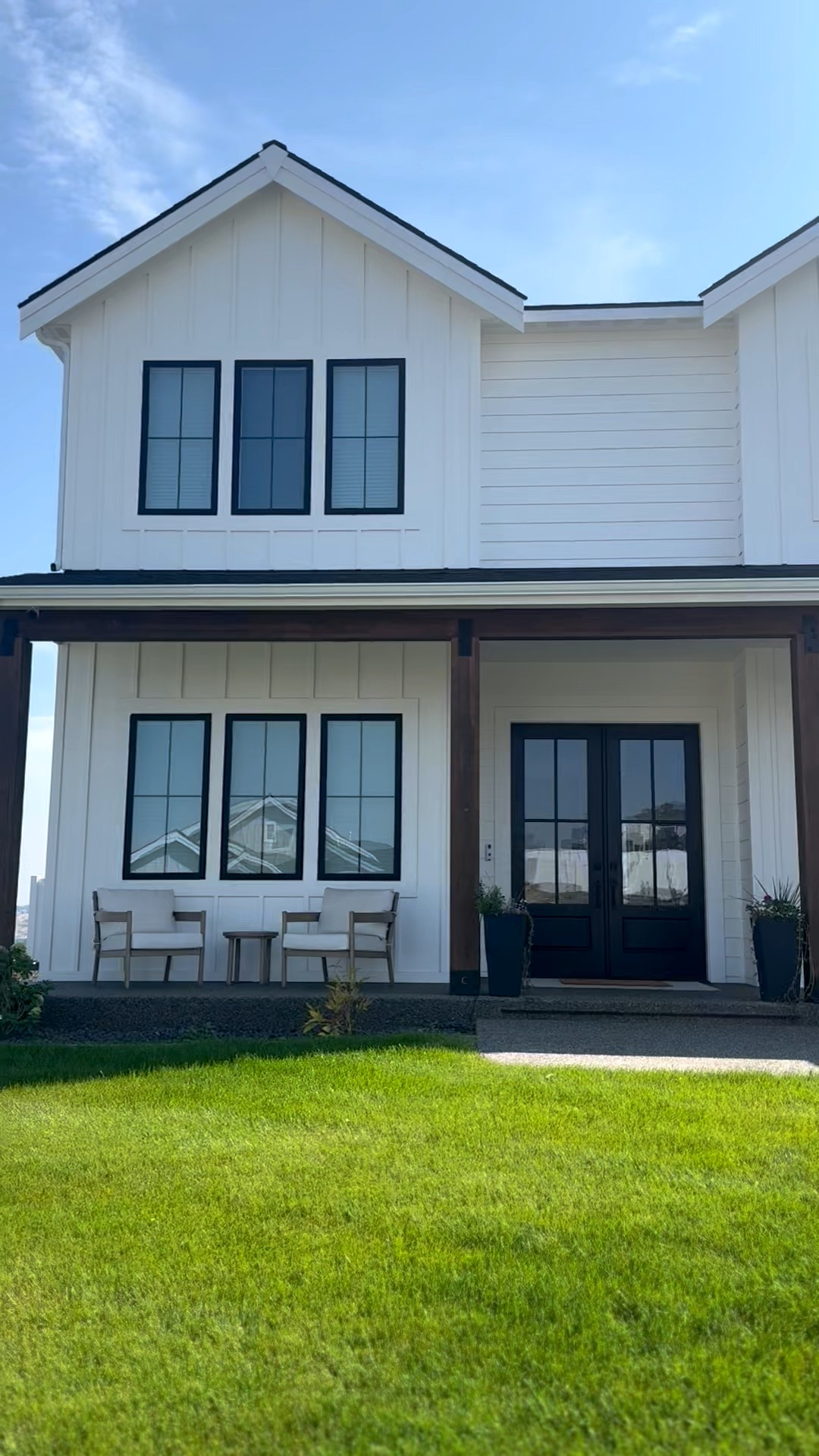 Front porch views 😍 loving how it’s turning out and you’ll never guess it’s all on a budget 😏

#LTKFindsUnder100 #LTKHome #LTKSeasonal