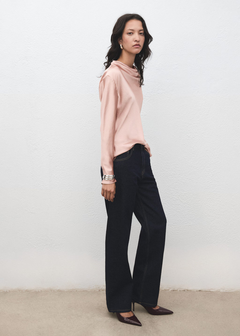 Satin blouse with draped neck pale pink - Woman - 8 - MANGO | Mango (US/MX/AU)