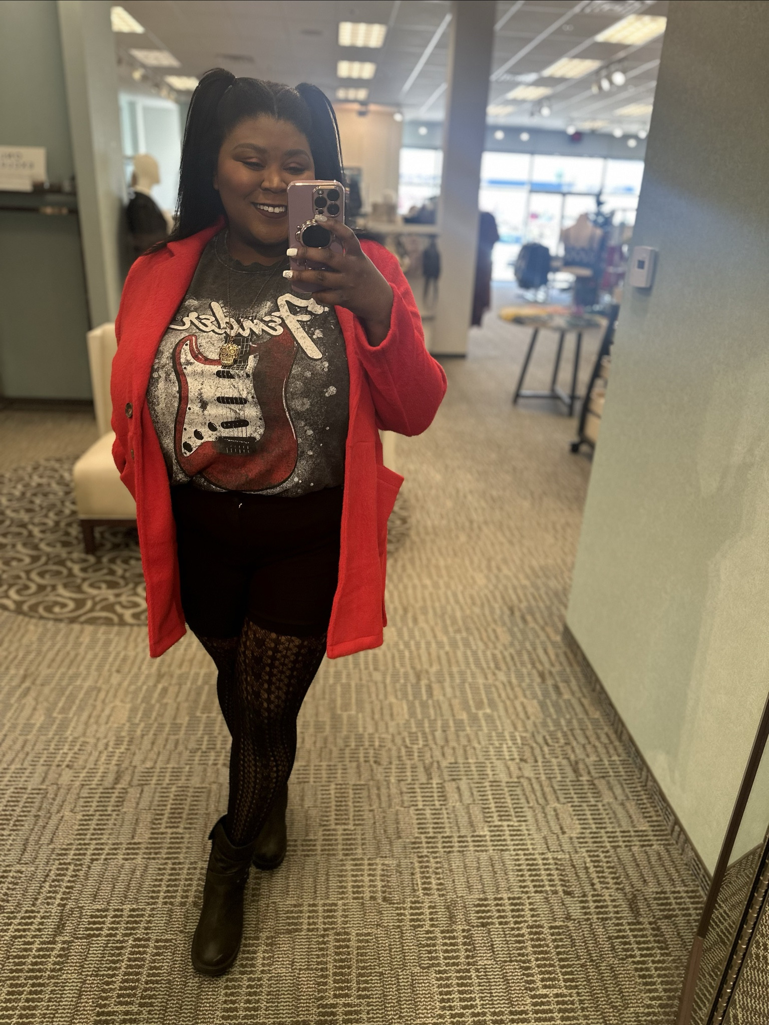 Needed to style my new red coat asap☺️

#LTKHoliday #LTKplussize #LTKfindsunder100