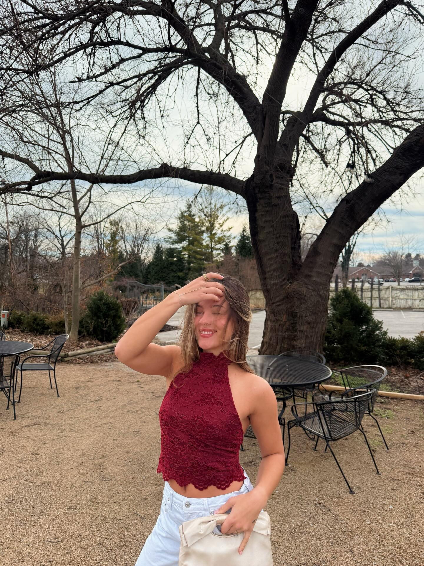 is it halter neck season yet 💕🌹🍷🍒

from @lulus <3<3 use code ANNAP20 for 20% off your first order ✨ #LulusPartner #LulusPartner