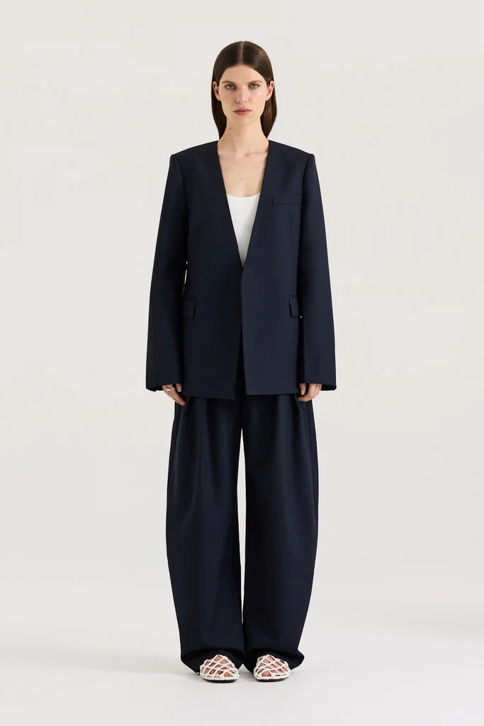 Sharli Blazer | Henne