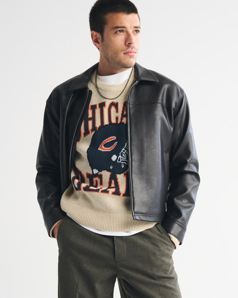 Men's Chicago Bears Crew Sweater | Men's Tops | Abercrombie.com | Abercrombie & Fitch (US)