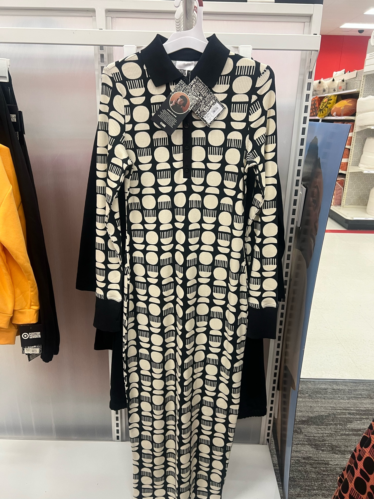 Hey ya’ll! This dress is part of the Target Black History Month Collection. It’s stretchy and looks really cute on. Check it out before they sell out. 💋 #sweaterdress #blackhistorymonth #targetstyle

#LTKFindsUnder50 #LTKOver40 #LTKMostLoved