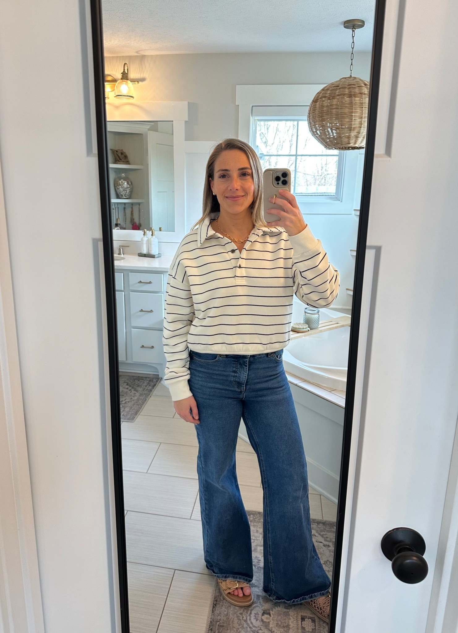 Great spring sweater + a little gold!

#LTKFindsUnder100 #LTKShoeCrush #LTKSpringSale