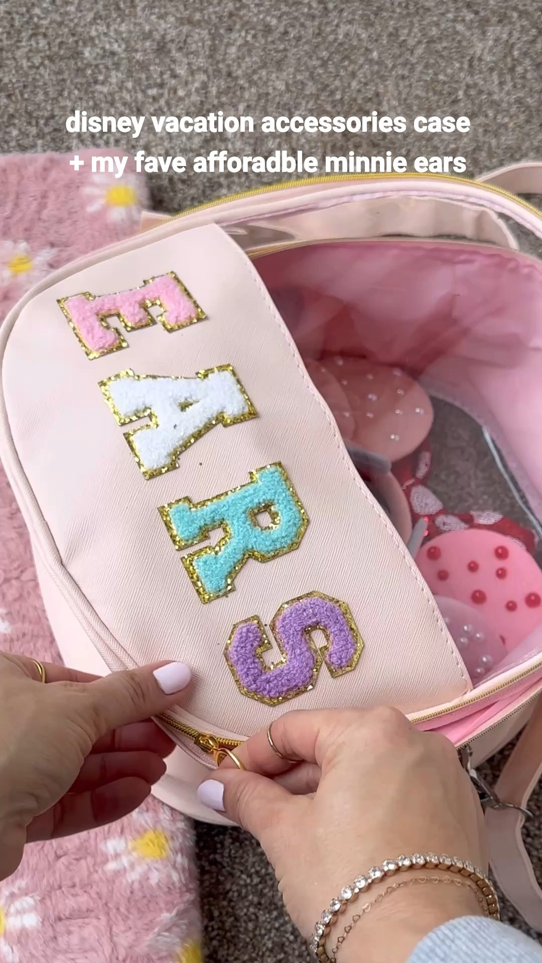 $20 Disney vacation “ears” holder! Affordable Stoney clover dupe just $20! Round up of my fave cheap Minnie ears that are lights weight and comfortable. #disneyvacation #minniemouse