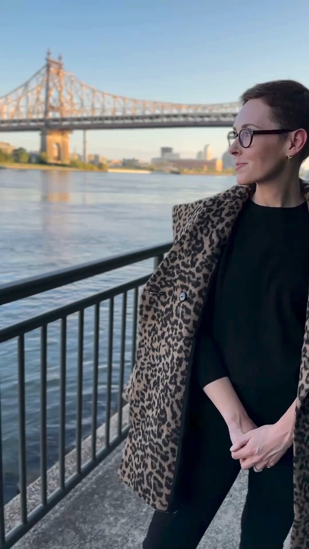 Sharing two timeless outfits from @Tuckernuck I’ll be wearing on repeat this fall. This leopard coat is the perfect statement piece (it has a brushed finish that is so cozy!) and the tailored burgundy jacket is a true classic (just ordered it in black, too!). 🧡

#TuckernuckPartner #Tuckernucking
