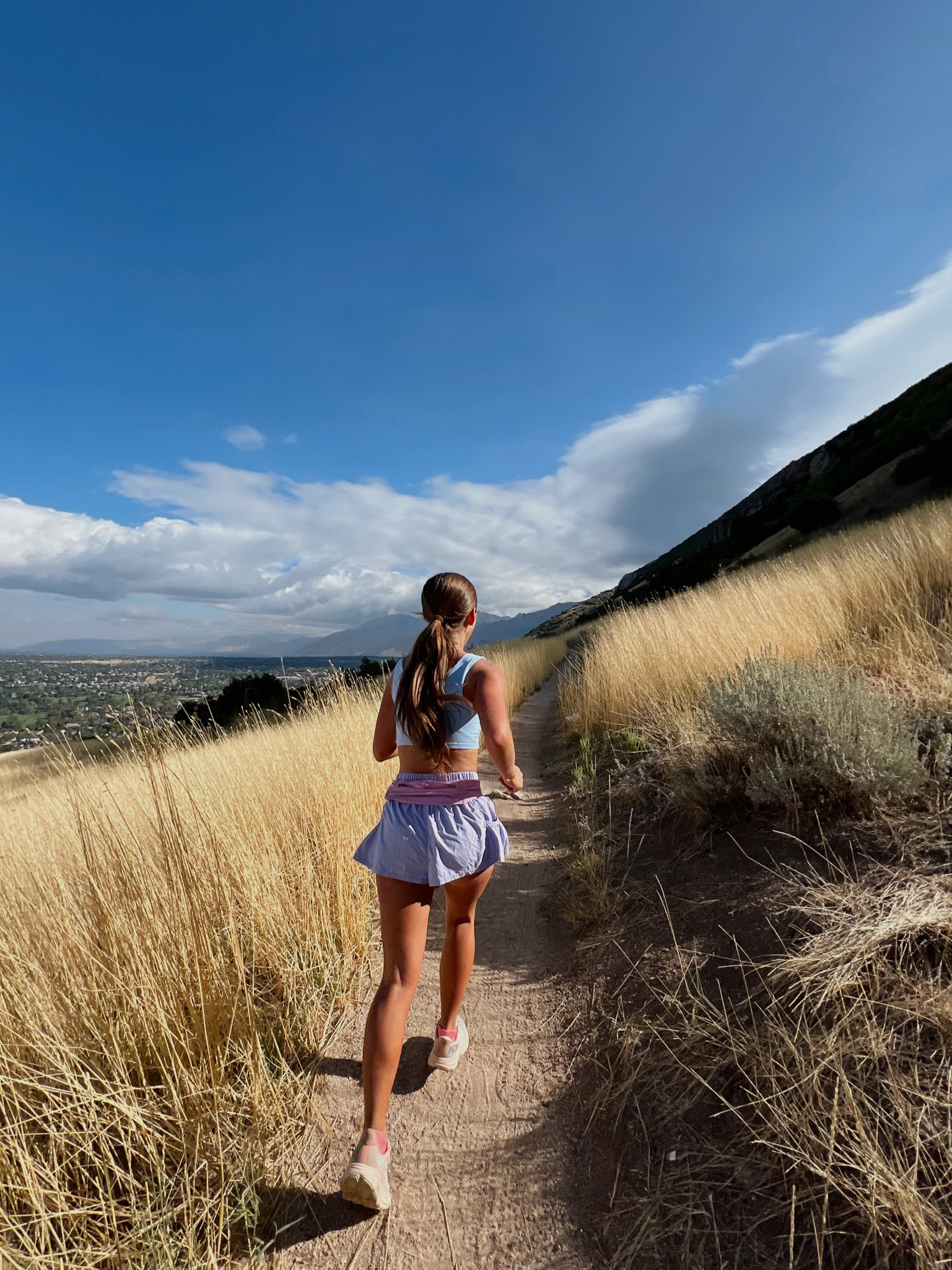 todays trail run fit :)

#LTKActive #LTKFitness #LTKStyleTip