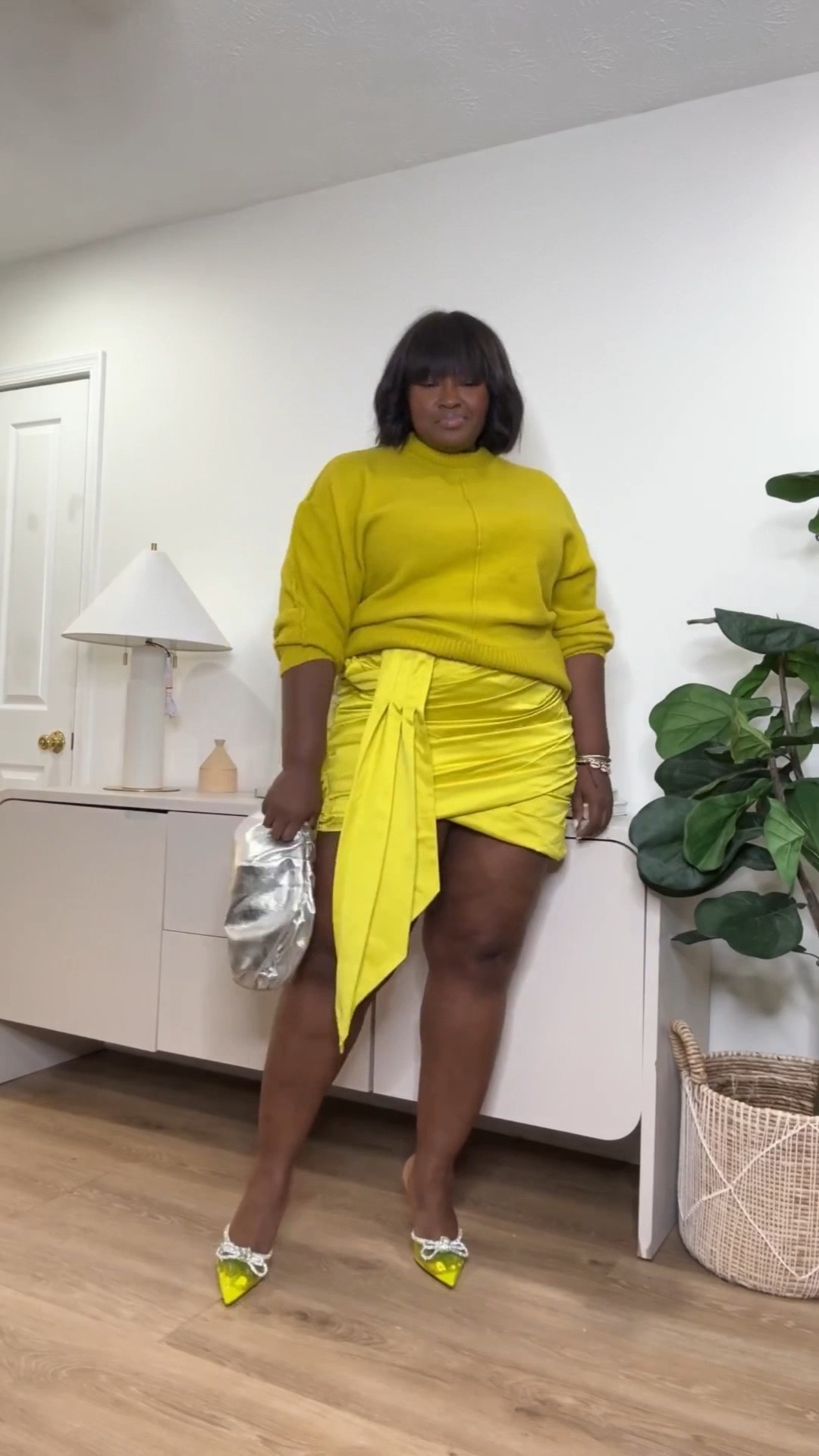 When in doubt, I lean into soft neutrals. Something about a monochrome moment makes everything feel luxe. Calm. Put together. Effortless. #PlusSizeFashion #CurvyStyle #PlusSizeStyle #ConfidenceInStyle

#LTKootd #LTKSaleAlert #LTKSeasonal