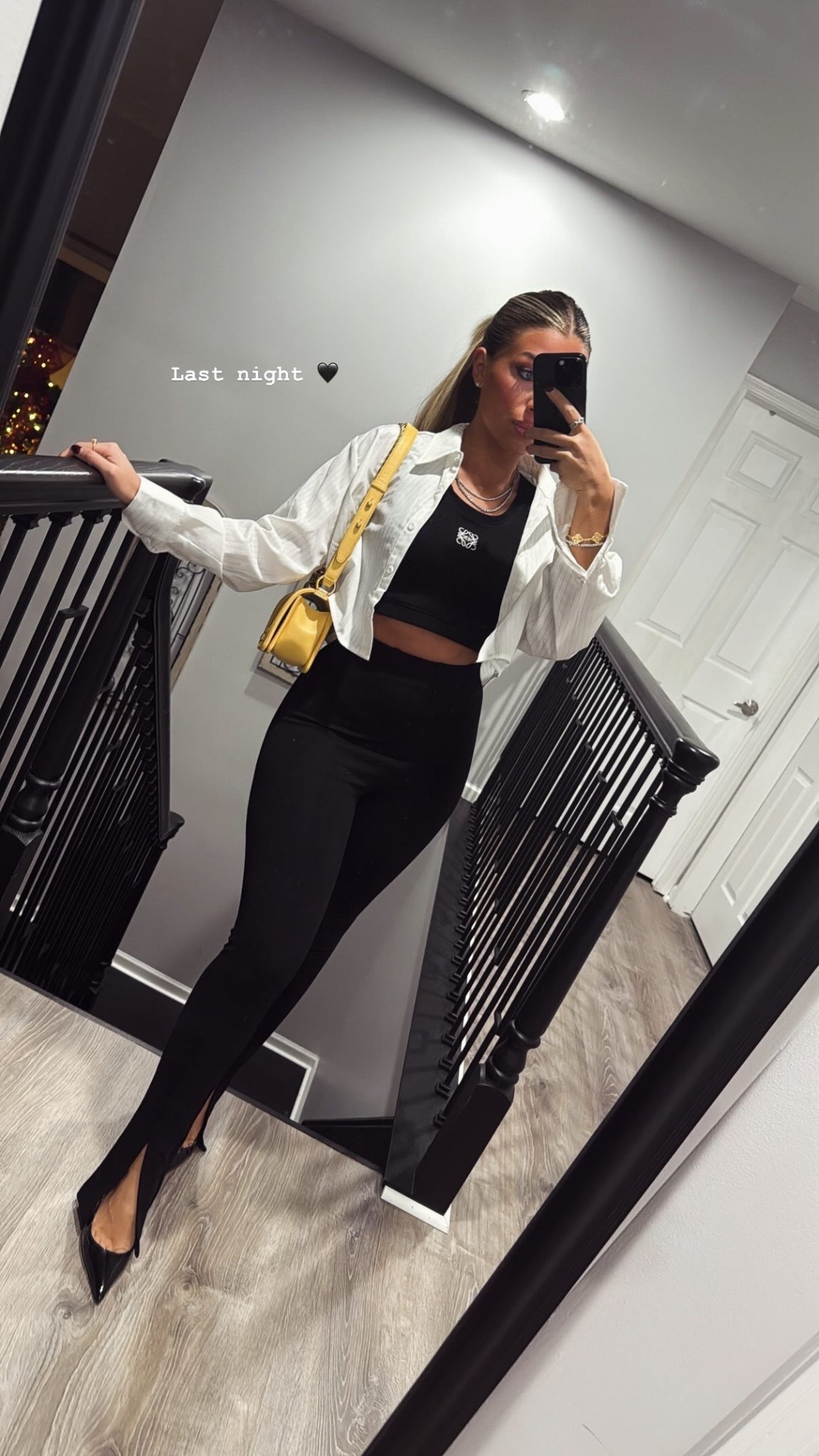 Perfect going out outfit 🖤✨