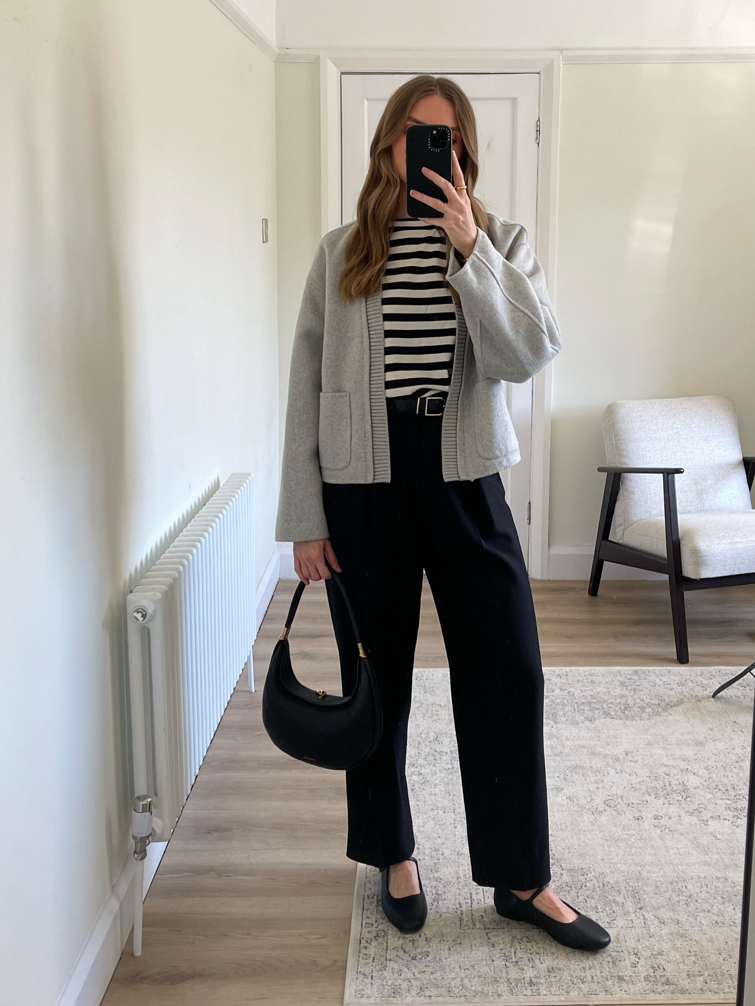 Grey jacket styling 
Striped t-shirt
Medium in the grey Mint Velvet jacket
36 in the black & Other Stories tapered trousers 
Matalan ballet flats 
Songmont Luna bag 


Outfit inspiration, outfit ideas, wardrobe staples, black trouser outfit




#LTKeurope #LTKuk #FashionMonth