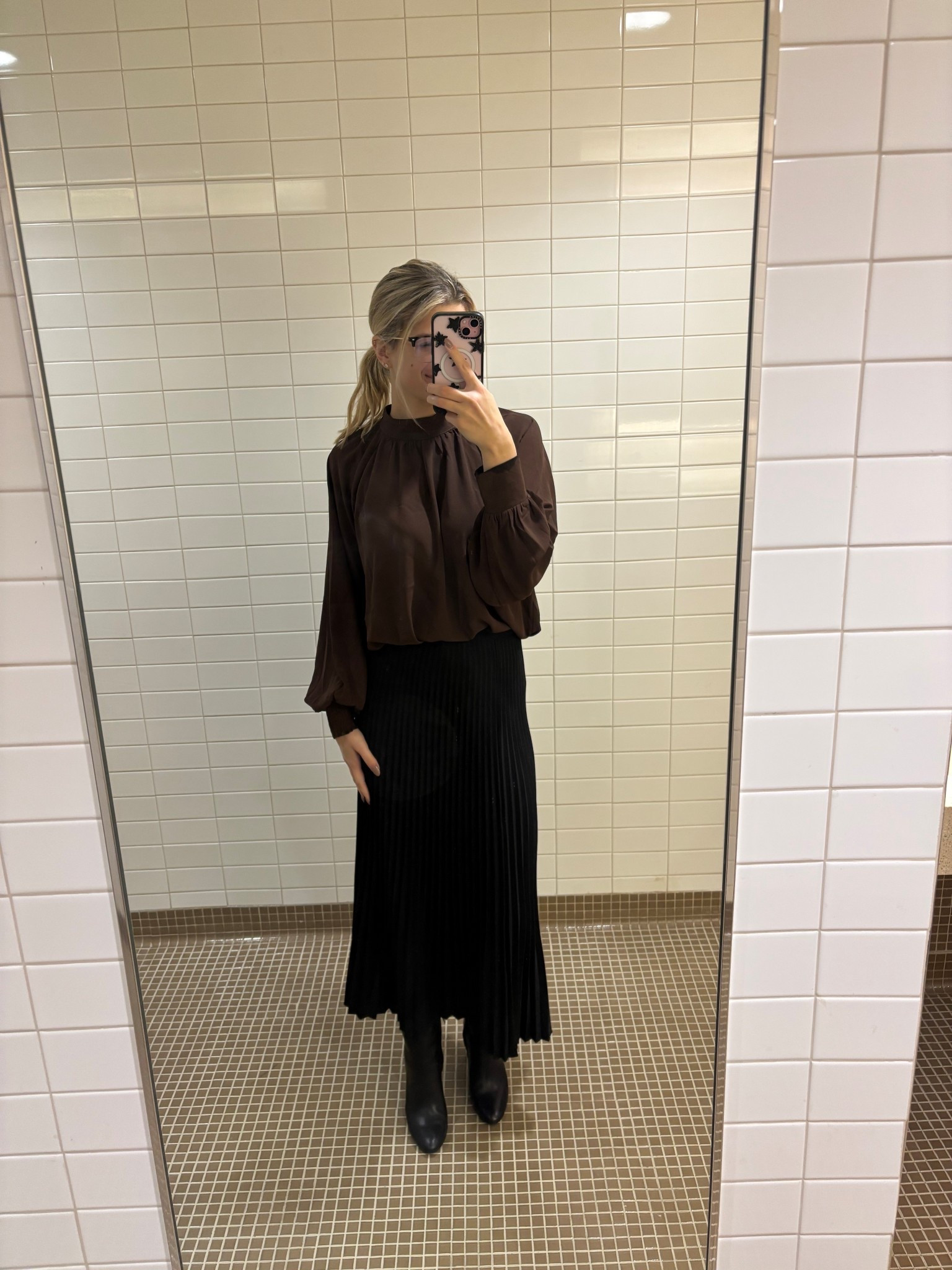 Fall workwear is in full swing! I love incorporating a chocolate brown during this season, and boots are always a classic choice!

ASTR the Label, ankle booties, skirt, workwear, fall trends, fall workwear, brown, business casual

#LTKStyleTip #LTKWorkwear #LTKSeasonal