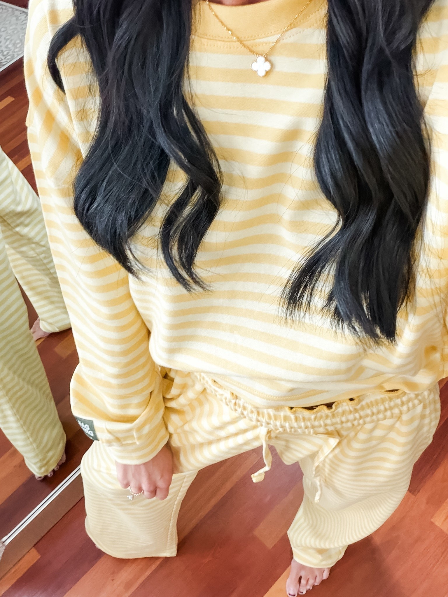 XS/S in pants and top

#LTKmomlife #LTKootd #LTKdayinmylife