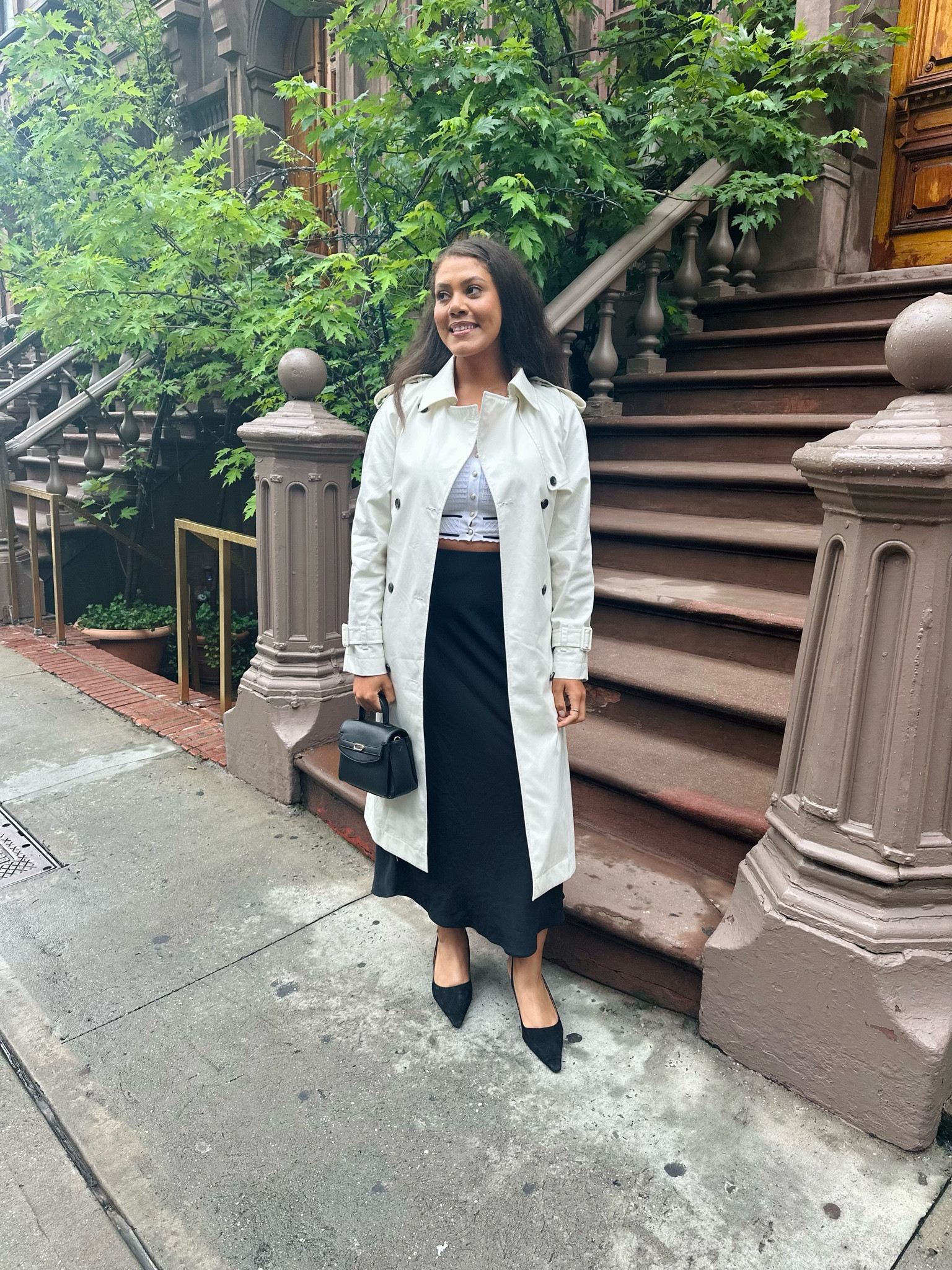 Styling a trench coat and black kitten heels for dinner in New York City. #elegantstyle #chicoutfits #womensoutfit #styletips #silkskirt #trenchcoat 

#LTKstyletip