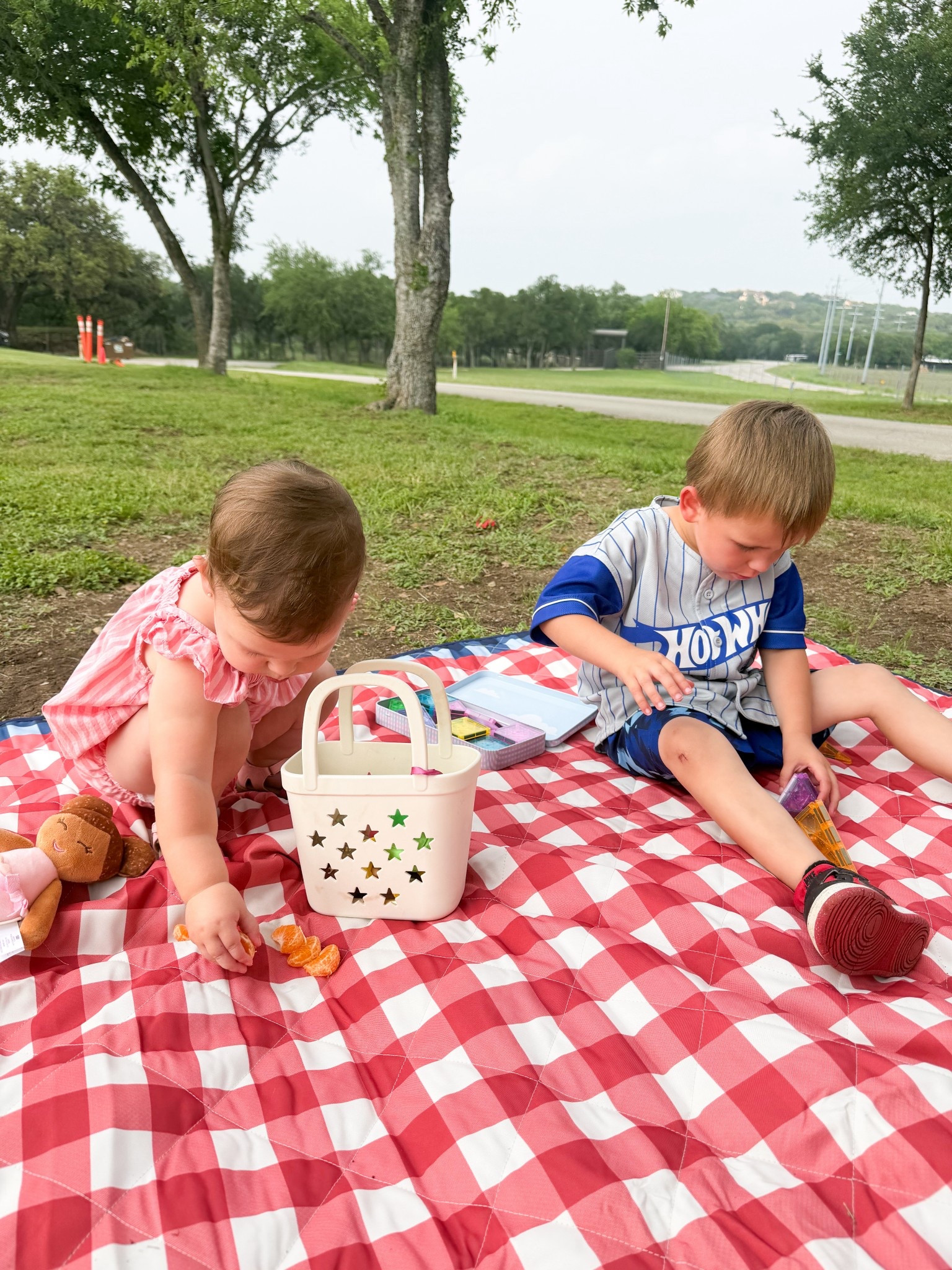 Love this picnic blanket from @Target we take it to practice and games with us and it rolls up easily and compact! #targetpartner #target 