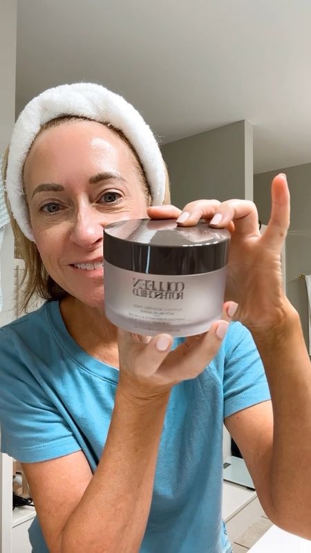 Morning Skincare routine step 2:
Colleen Rothschilds Glycolic Acid Peel Pad (a great chemical exfoliant).



#LTKbeauty #LTKover40 #LTKfindsunder100