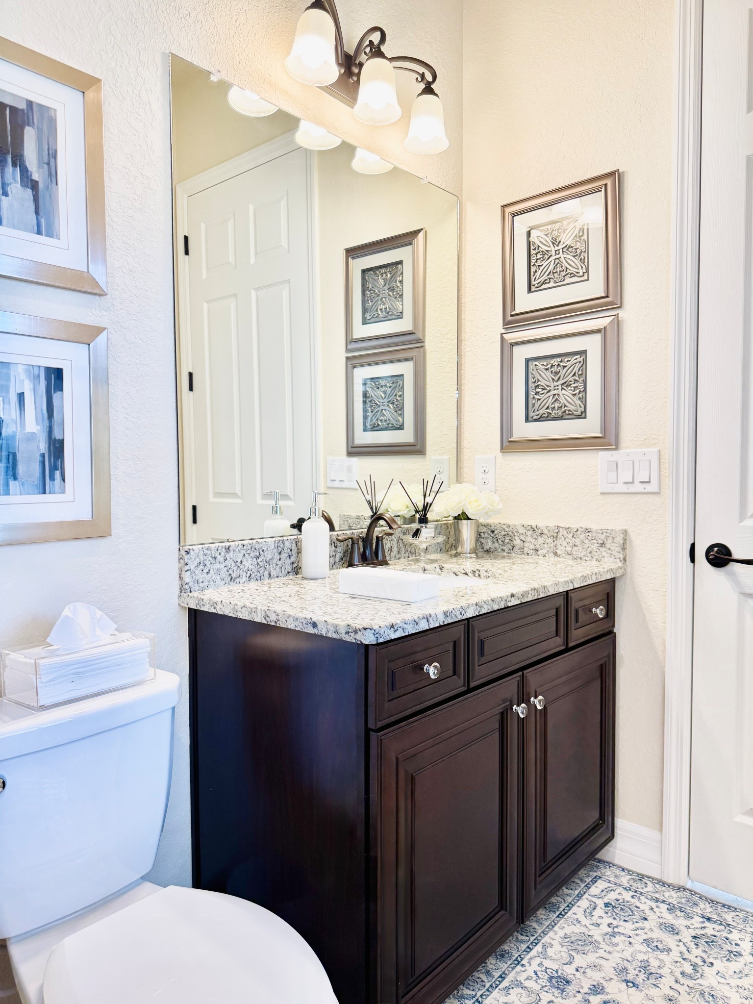 🤎Timeless & affordable bathroom accessories in our guest bathroom! Mother’s Day Gift Ideas!🎁

Transitional Bathroom | Traditional Bathroom | Modern Decor | Home Decor Guest Bathroom Refresh | Master Bathroom Accessories | Builder Grade Upgrade | Bathroom Remodel | Bathroom Fixtures | Spring Bathroom Refresh


#LTKHome #LTKMothersDay