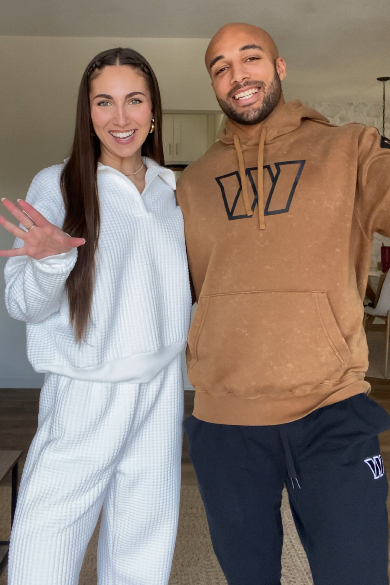 Lots of questions about this set! I’ve had it for years and love it! Unfortunately, I couldn’t find the exact one but found super similar sets!

#LTKFindsUnder50 #LTKStyleTip